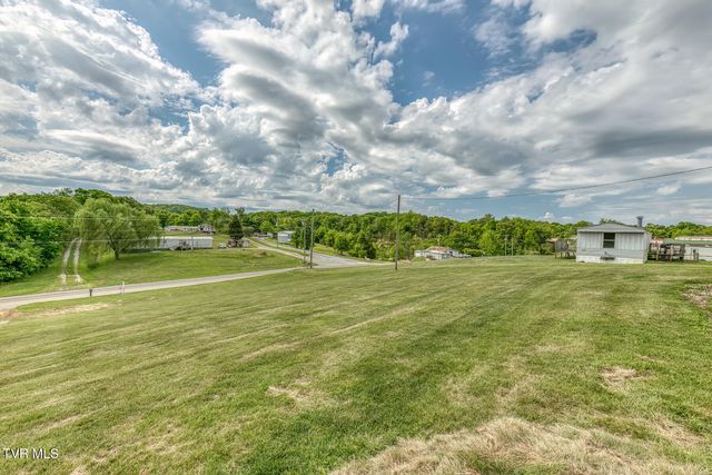 2069 Devault Bridge Road, Piney Flats, TN 37686