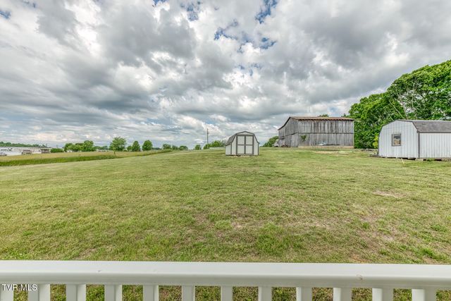 2069 Devault Bridge Road, Piney Flats, TN 37686
