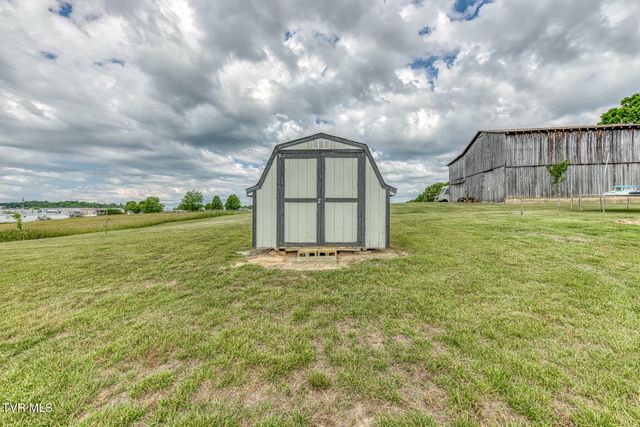 2069 Devault Bridge Road, Piney Flats, TN 37686