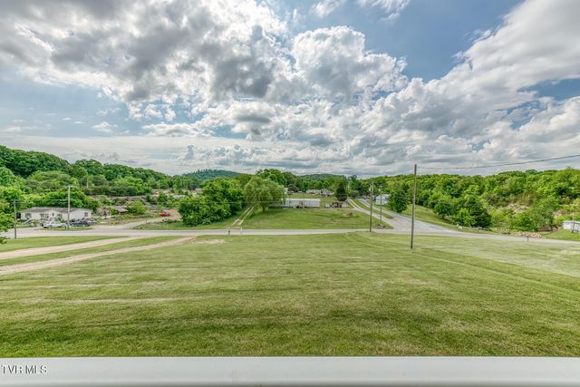 2069 Devault Bridge Road, Piney Flats, TN 37686