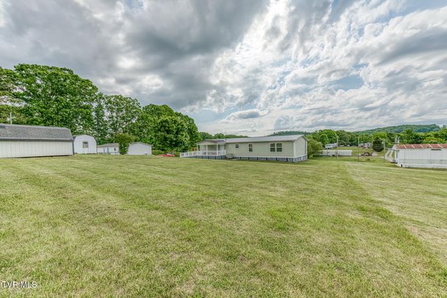2069 Devault Bridge Road, Piney Flats, TN 37686
