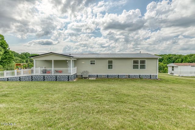 2069 Devault Bridge Road, Piney Flats, TN 37686