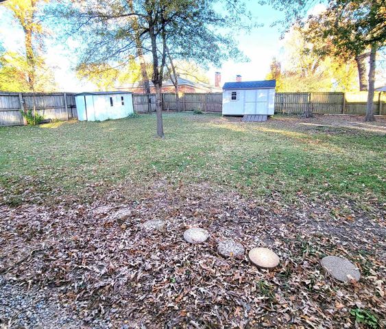 5314 Athens Dr, Tyler, TX 75703