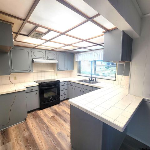 5314 Athens Dr, Tyler, TX 75703