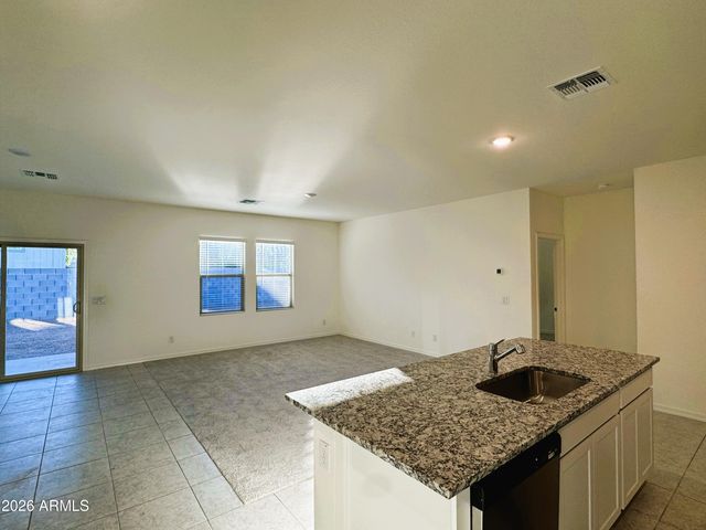 10039 W DEVONSHIRE Avenue, Phoenix, AZ 85037