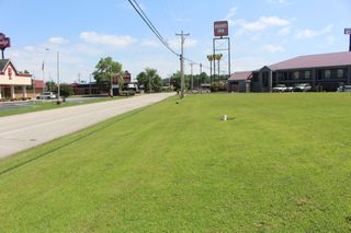 155 Expressway Dr, Manchester, TN 37355