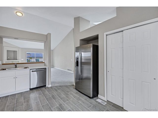 4852 Sea Eagle Dr, Colorado Springs, CO 80916