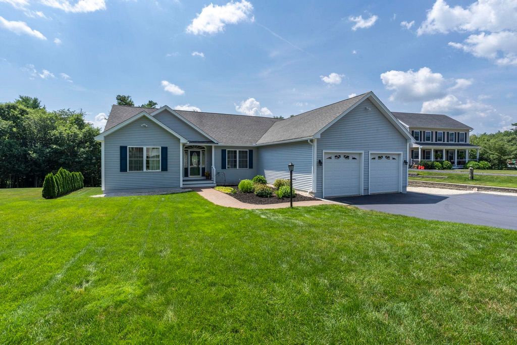 9 Rae Brook Road, Hooksett, NH 03106