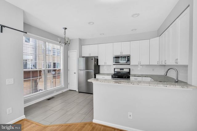 6013 RIDDLE WALK, Alexandria, VA 22312