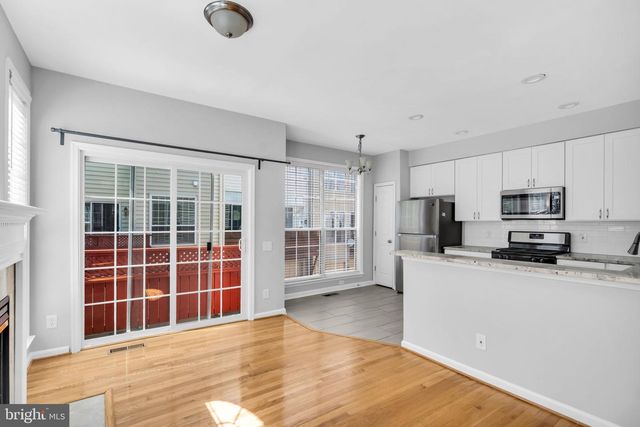 6013 RIDDLE WALK, Alexandria, VA 22312