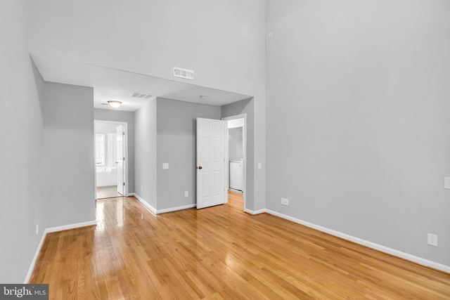 6013 RIDDLE WALK, Alexandria, VA 22312