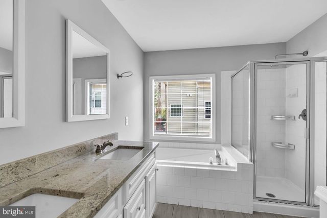 6013 RIDDLE WALK, Alexandria, VA 22312
