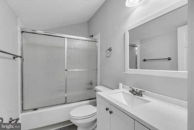 6013 RIDDLE WALK, Alexandria, VA 22312