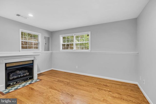 6013 RIDDLE WALK, Alexandria, VA 22312