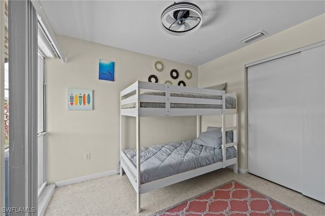 3824 SE 10th PL, Cape Coral, FL 33904