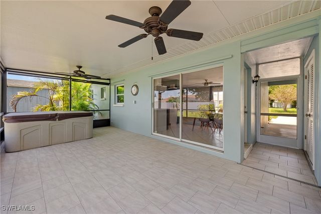 3824 SE 10th PL, Cape Coral, FL 33904