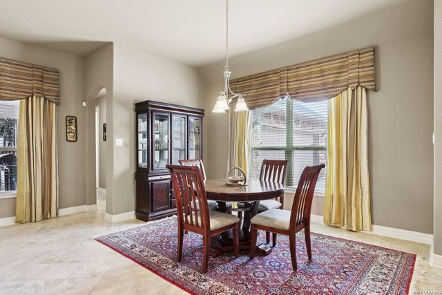 117 texas, Castroville, TX 78009