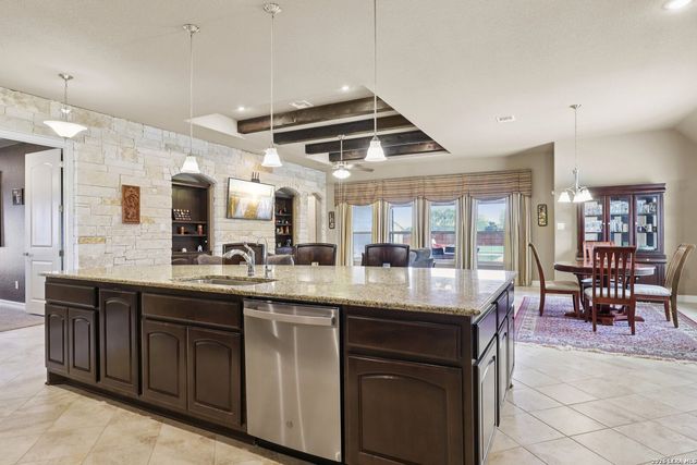 117 texas, Castroville, TX 78009