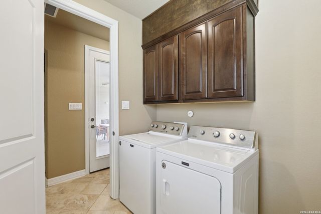 117 texas, Castroville, TX 78009