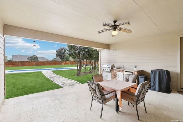 117 texas, Castroville, TX 78009