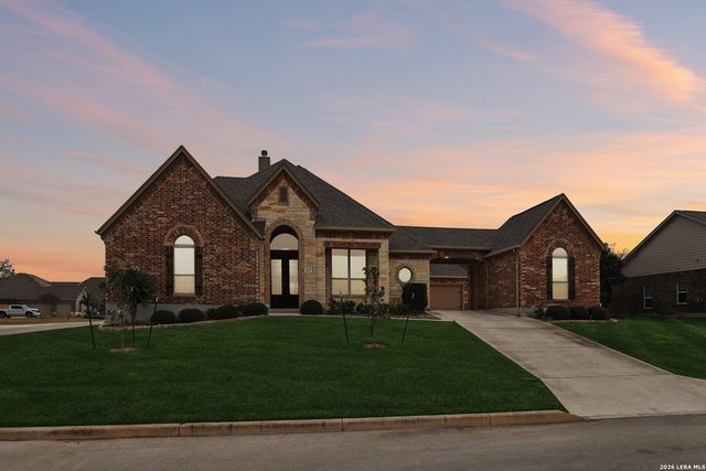 117 texas, Castroville, TX 78009