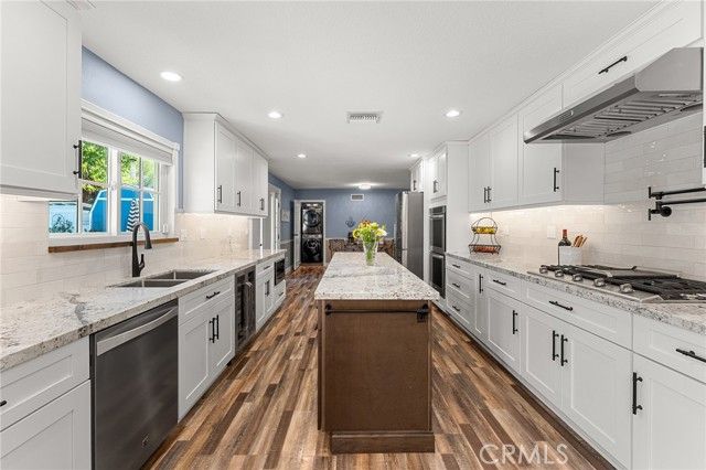 1525 Garden Street, Redlands, CA 92373