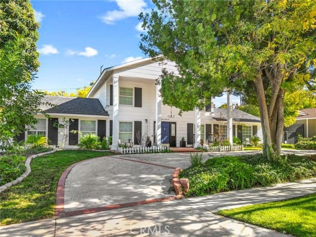 1525 Garden Street, Redlands, CA 92373