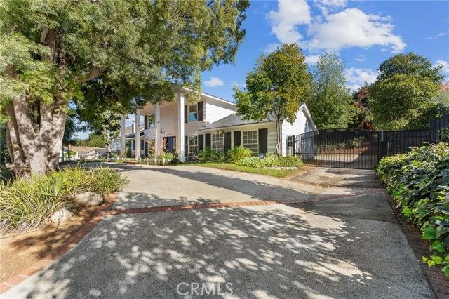 1525 Garden Street, Redlands, CA 92373