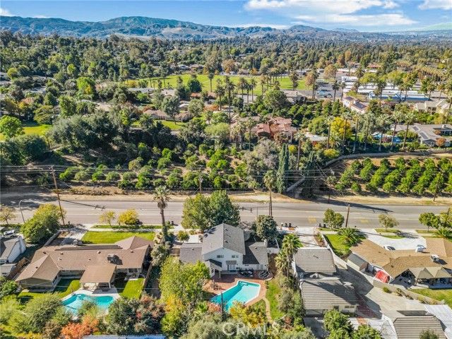 1525 Garden Street, Redlands, CA 92373