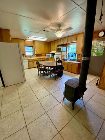 980 Hill Farm Rd Road, Coldspring, TX 77331