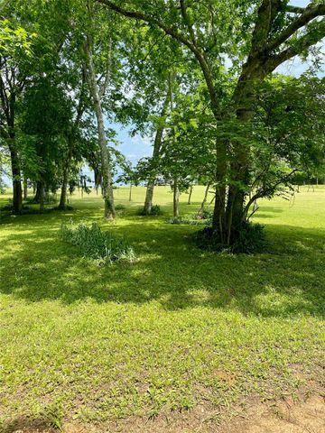 980 Hill Farm Rd Road, Coldspring, TX 77331