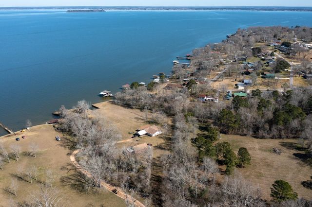 980 Hill Farm Rd Road, Coldspring, TX 77331