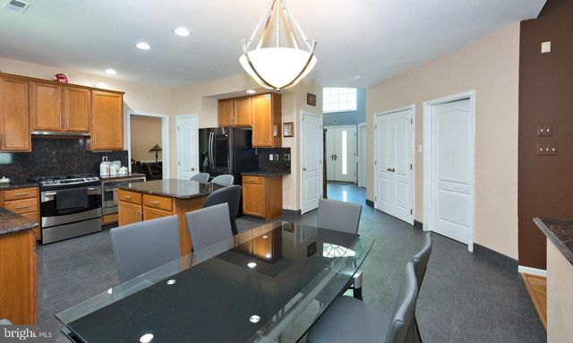 106 BASSATT DR, Downingtown, PA 19335