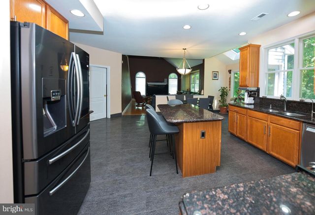 106 BASSATT DR, Downingtown, PA 19335