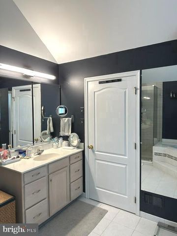 106 BASSATT DR, Downingtown, PA 19335