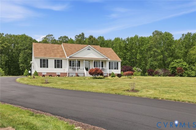6316 Cookes Farm Dr, Henrico, VA 23231