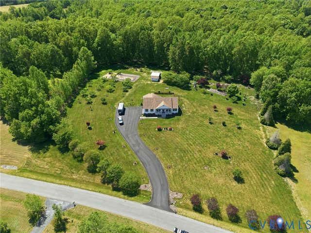 6316 Cookes Farm Dr, Henrico, VA 23231