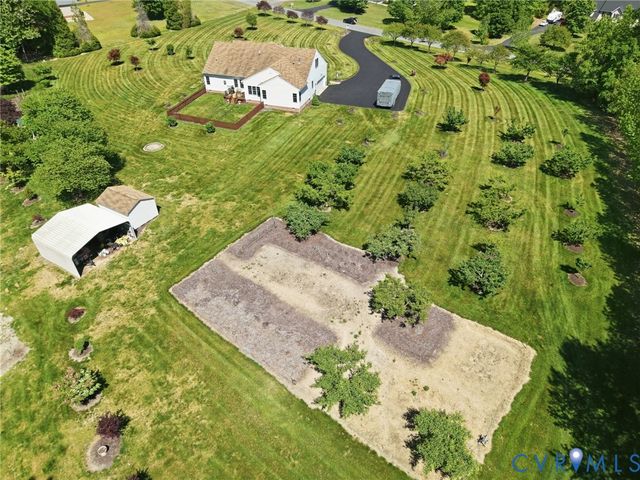 6316 Cookes Farm Dr, Henrico, VA 23231