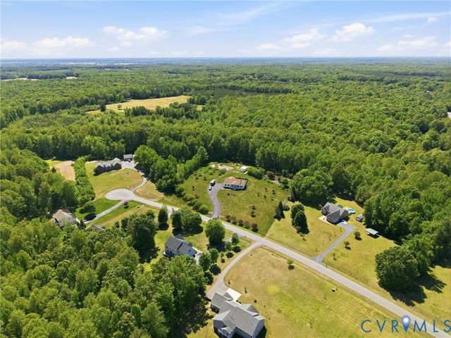 6316 Cookes Farm Dr, Henrico, VA 23231