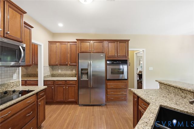 6316 Cookes Farm Dr, Henrico, VA 23231