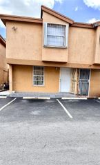 1701 W 42nd Place 10, Hialeah, FL 33012