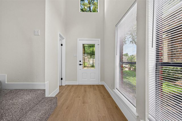 3354 Torrey Pines Drive, Montgomery, TX 77356
