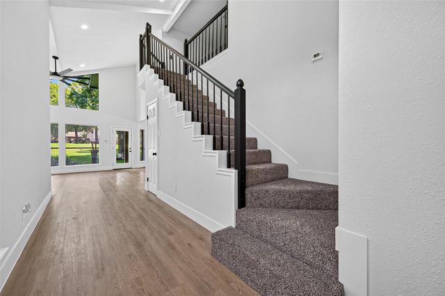 3354 Torrey Pines Drive, Montgomery, TX 77356