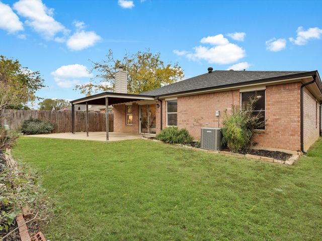 8421 Ranch Hand Trail, Fort Worth, TX 76131
