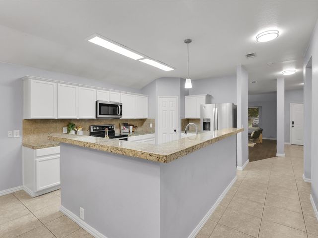 8421 Ranch Hand Trail, Fort Worth, TX 76131