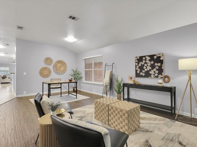 8421 Ranch Hand Trail, Fort Worth, TX 76131