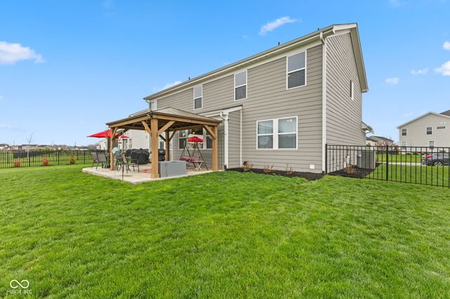 15429 Streamwood Drive, Fishers, IN 46040