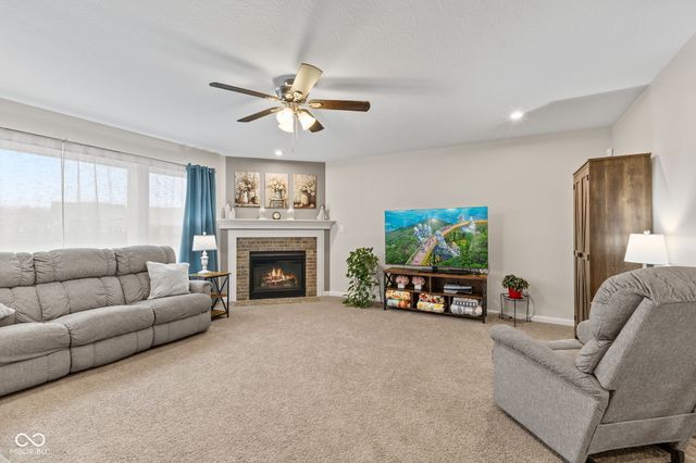 15429 Streamwood Drive, Fishers, IN 46040