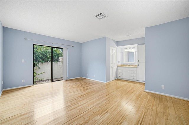 3130 KINGSWOOD Terrace, Boca Raton, FL 33431