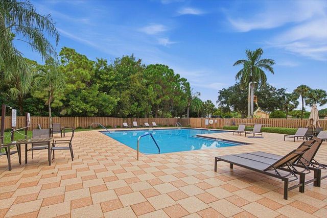 3130 KINGSWOOD Terrace, Boca Raton, FL 33431